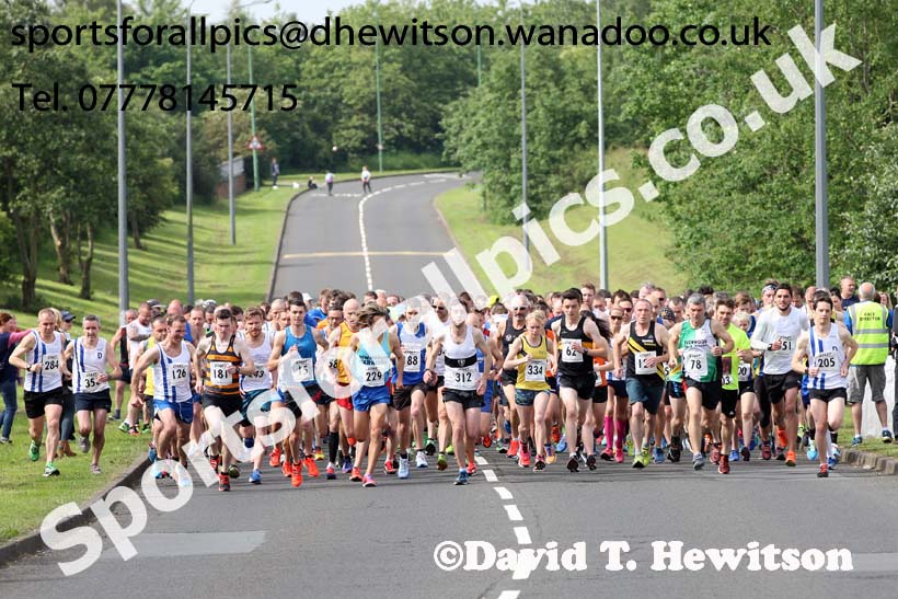 Newton Aycliffe 10k Road Race, County Durham. Photo: David T. Hewitson/Sports for All Pics